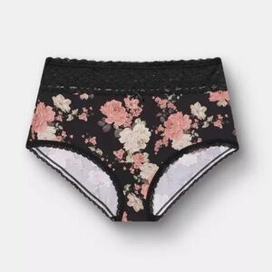 NWT cotton mid rise lace trim brief panty